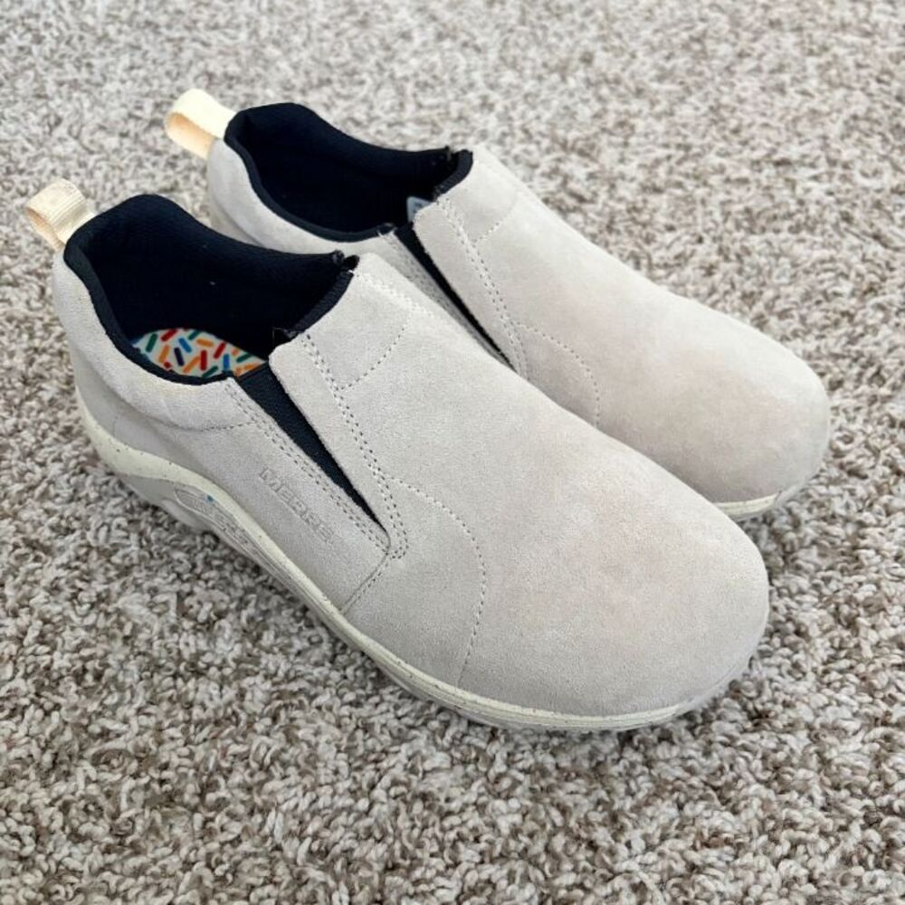 Size 4.5 / Boys Merrell Shoes